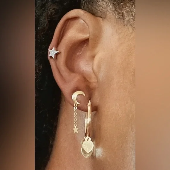 ❌ 14K Gold Heart Hoop Earrings - No Longer Available - Picture 6 of 7